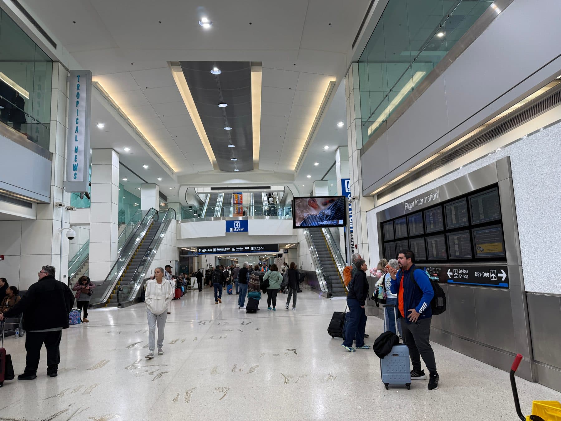 Airport Lounges at Miami International (MIA): Admirals Club, Centurion and More